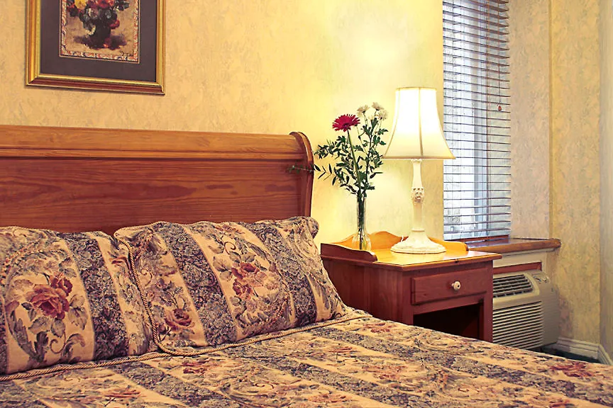 Auberge Le Jardin D'Antoine Montreal Inn